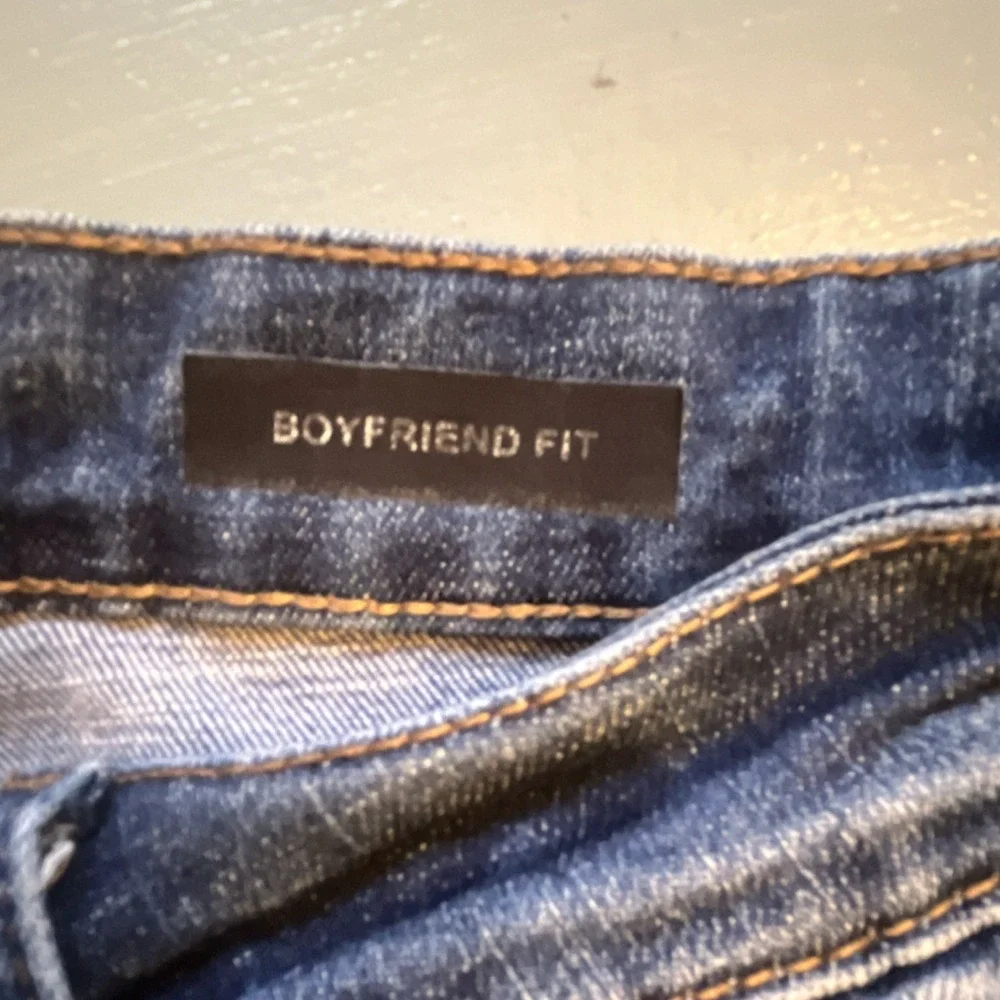 Judy Blue‎ Women's Boyfriend Fit Distressed Stretch Denim Jeans Medium Wash